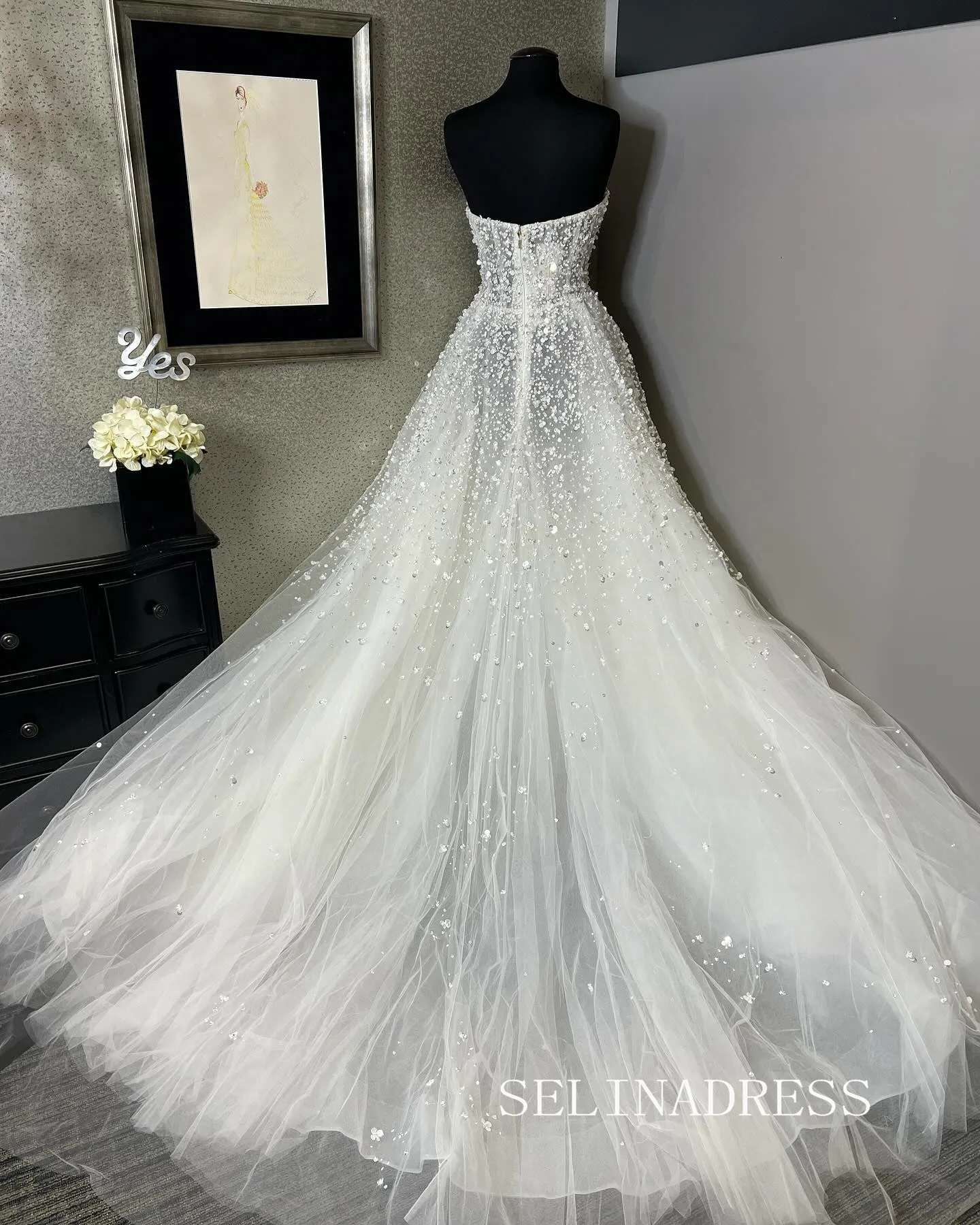 A-line Sweetheart Beaded Sequins Wedding Dress Rustic Bridal Gowns TKL3054