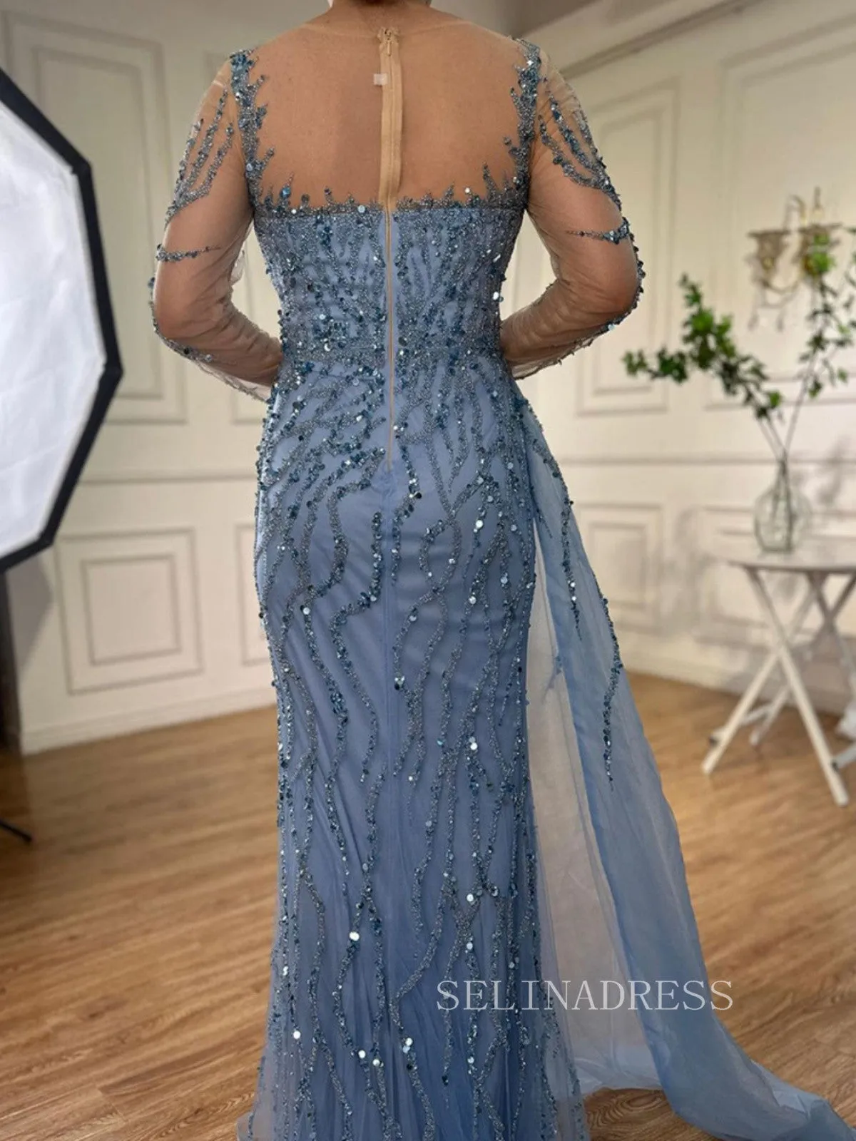 Luxury Mermaid Scoop Long Sleeve Evening Gowns Beaded Formal Dresses LA72044