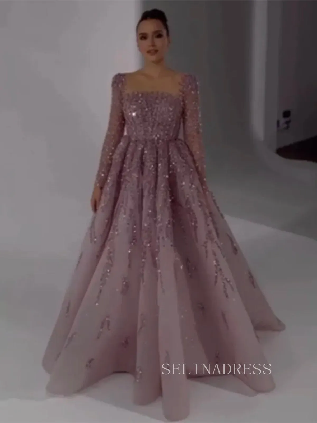 Luxury Scoop Long Sleeve Evening Gowns Beaded Formal Dresses LA71915